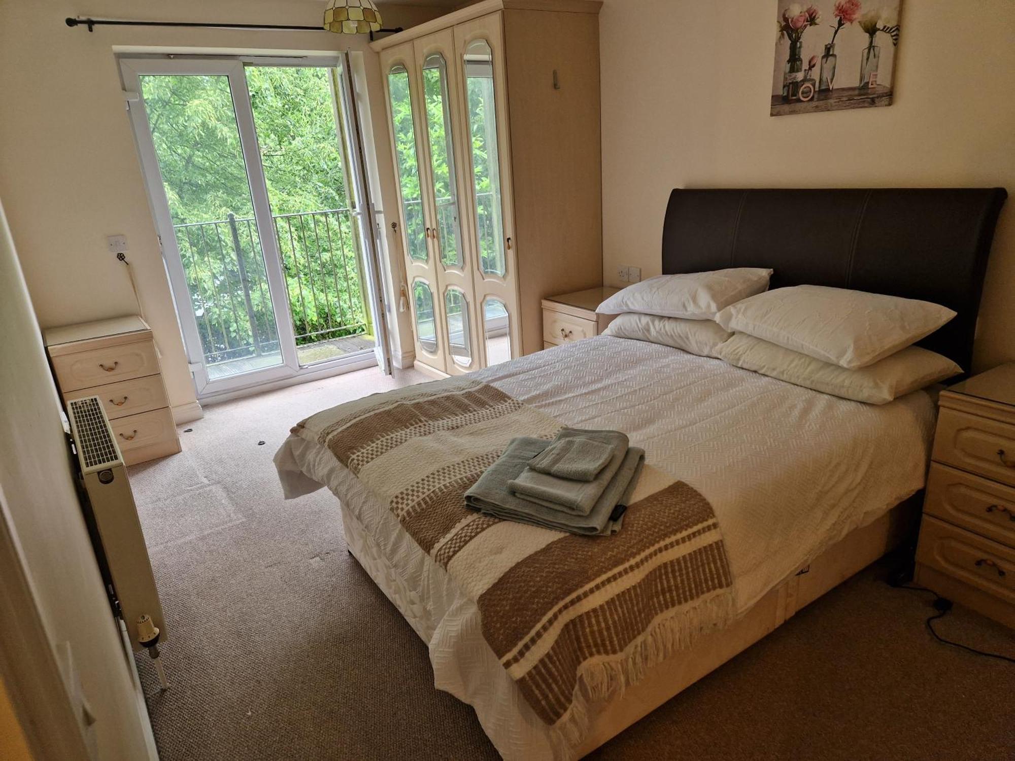 Dellside Apartment *