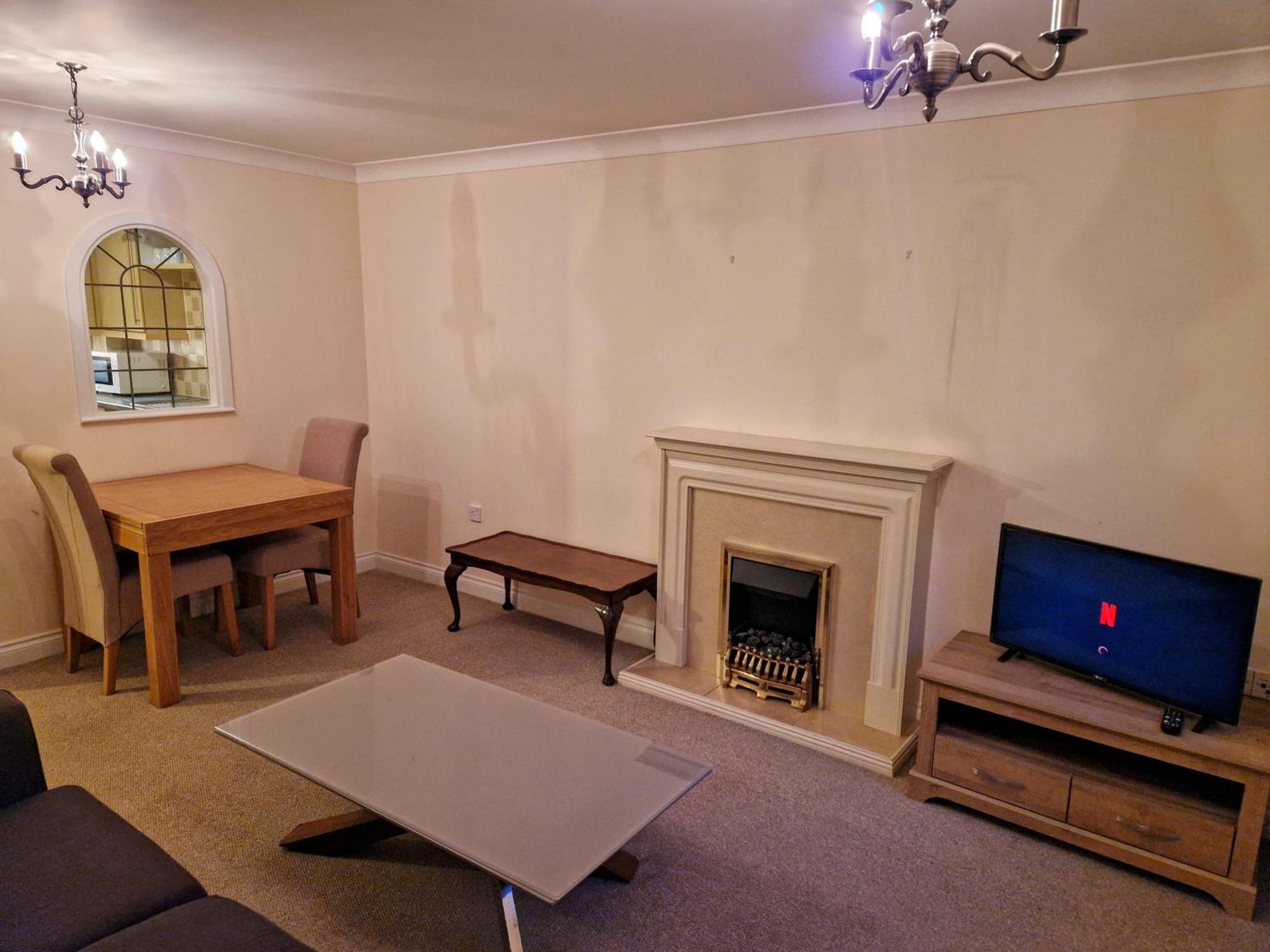 Dellside Apartment *